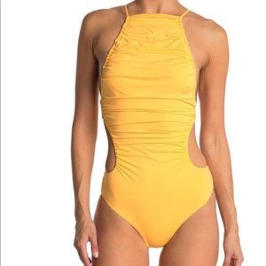 WEWOREWHAT YELLOW ONE PIECE BIKINI